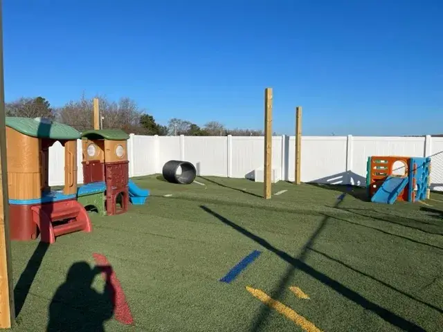 Farmer Pup’s Playhouse