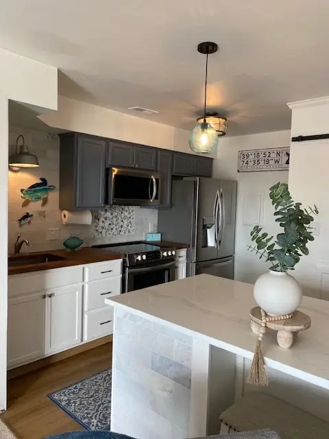 Coastal Handyman Services LLC