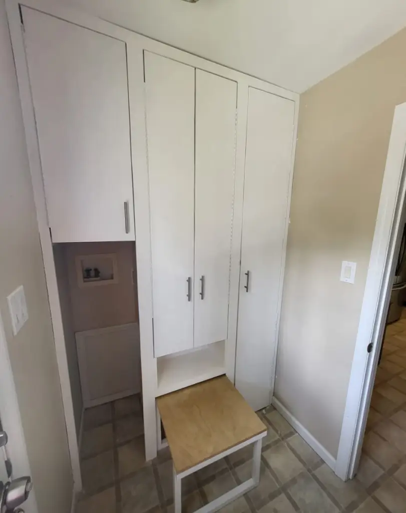 Side Chick (Handywoman)